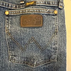 Wrangler 47 advanced comfort 36x34